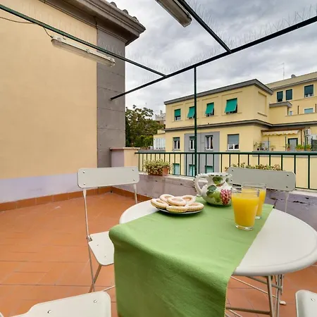 Amazing & Spacious 3 Bed Flat In Piramide *