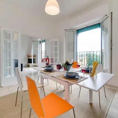 Апартаменты Amazing & Spacious 3 Bed Flat In Piramide