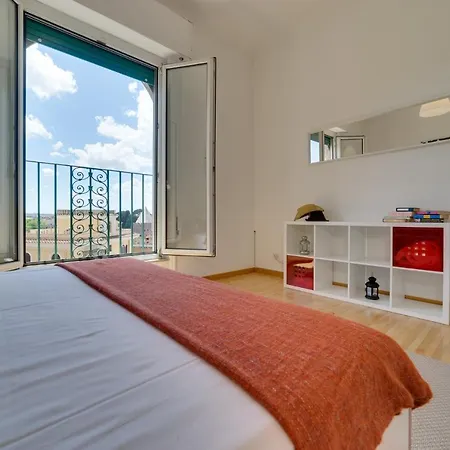 Amazing & Spacious 3 Bed Flat In Piramide Апартаменты