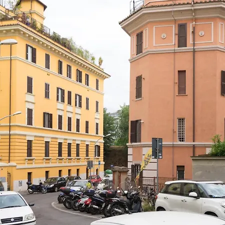Апартаменты Amazing & Spacious 3 Bed Flat In Piramide Рим